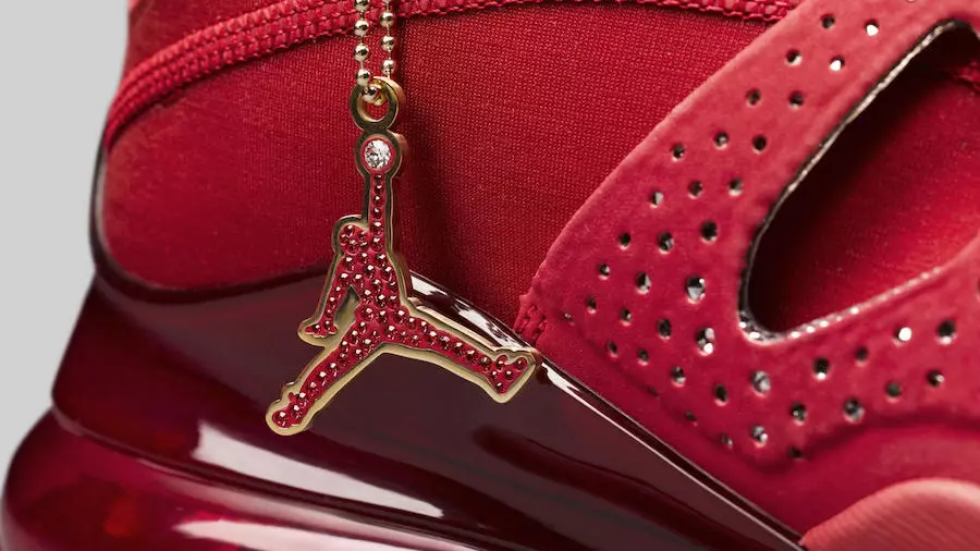 Swarovski Jordan Air Latitude 720 Red CI1233-607 Udgivelsesdato