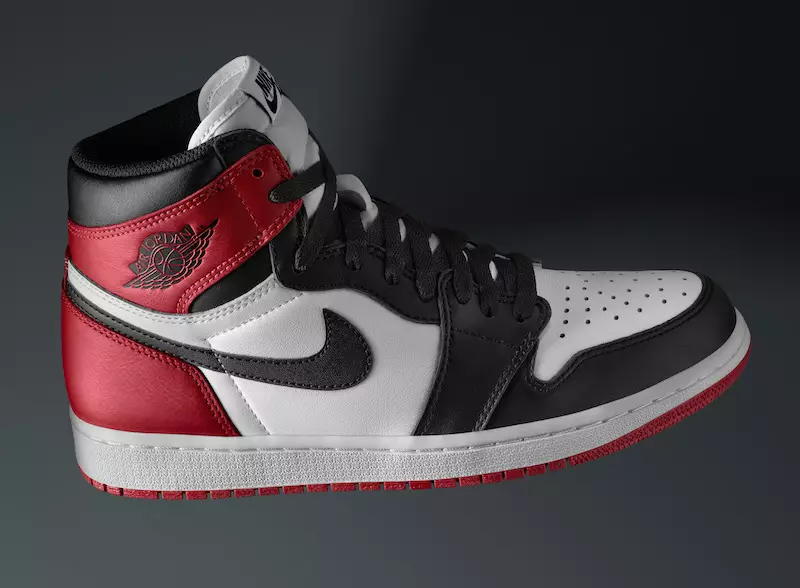 Air Jordan 1 שווארצע טאָו 5 נאוועמבער