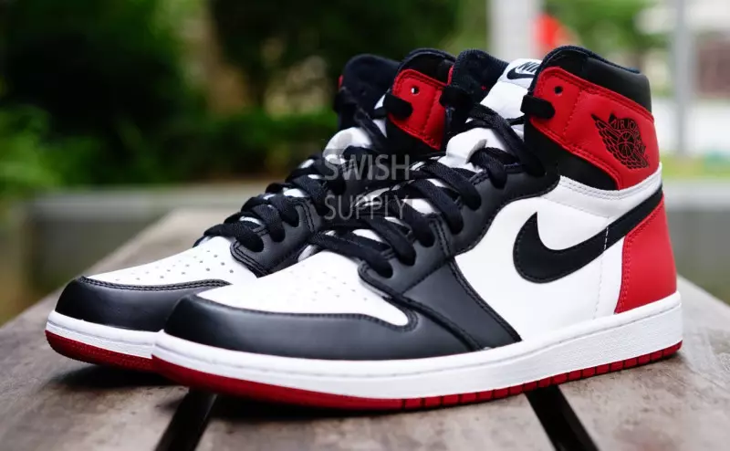 Кроссовки Air Jordan 1 Black Toe 2016 Retro