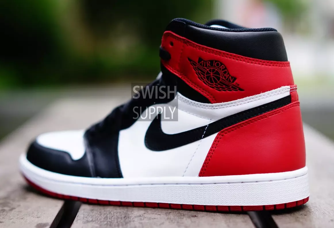 Aer Jordan 1 Black Toe 2016 Retro