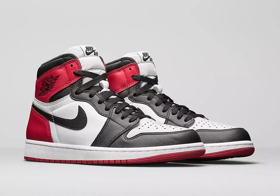 Air Jordan 1 Black Toe hivatalos fotók