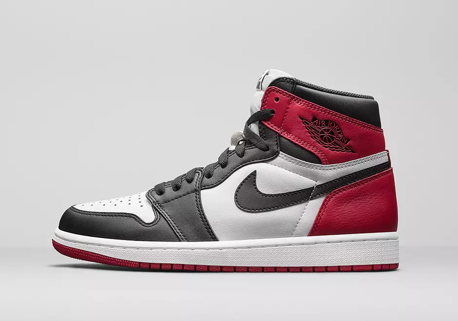 „Air Jordan 1 Black Toe“ oficialios nuotraukos