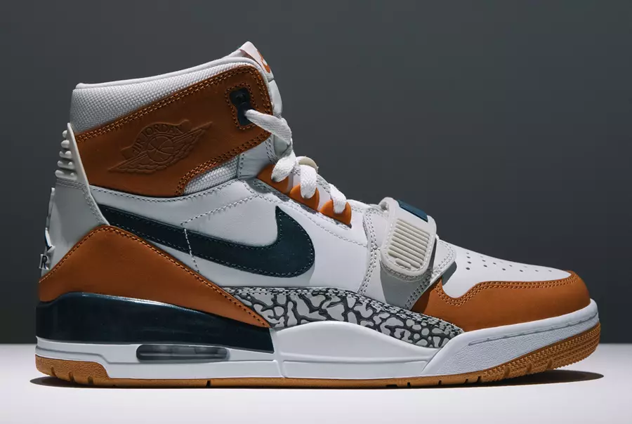 Jordan Legacy 312 Air Trainer ၃