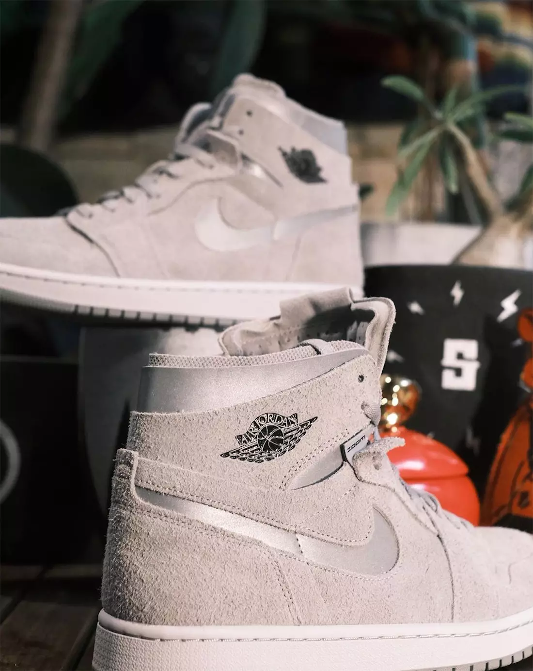 Air Jordan 1 Zoom CMFT metāliskā sudraba izlaišanas datums