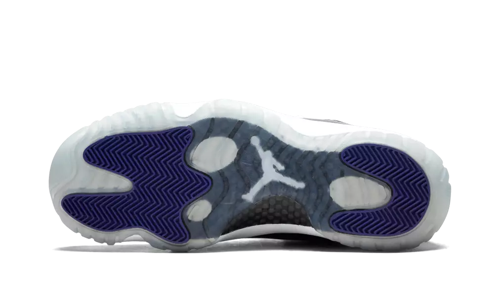 Air Jordan 11 Low Concord