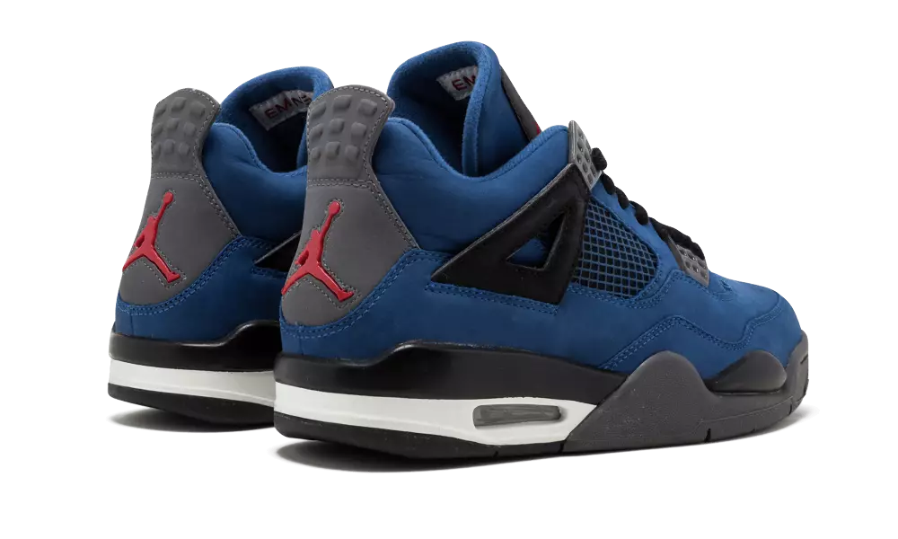 Eminem Air Jordan 4 ráadás