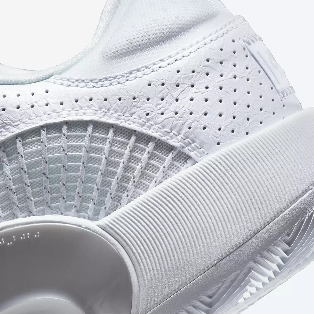 Air Jordan 35 White Metallic CW2459-100 Data lansării