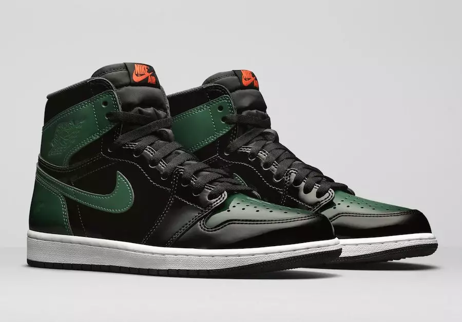 SoleFly Air Jordan 1 Draugu ģimene