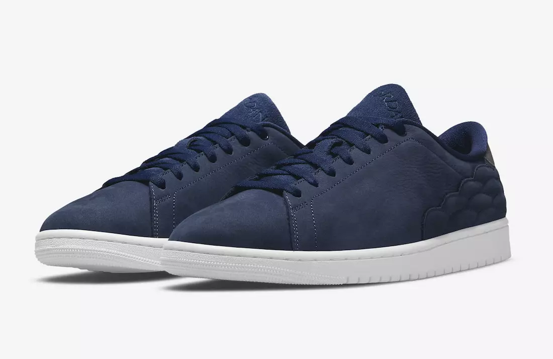 Air Jordan 1 Centre Court appare in Navy