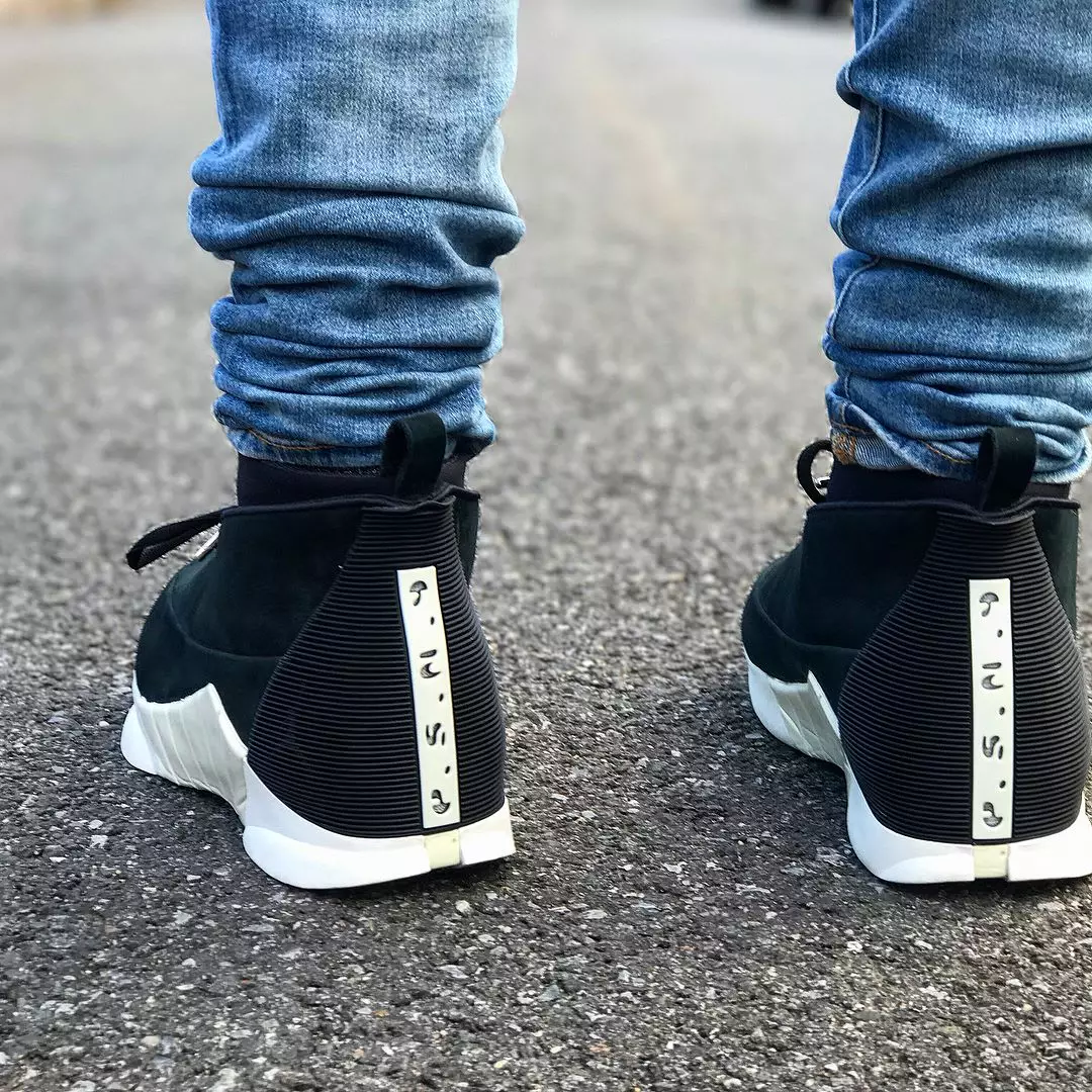 PSNY Air Jordan 15 në këmbë