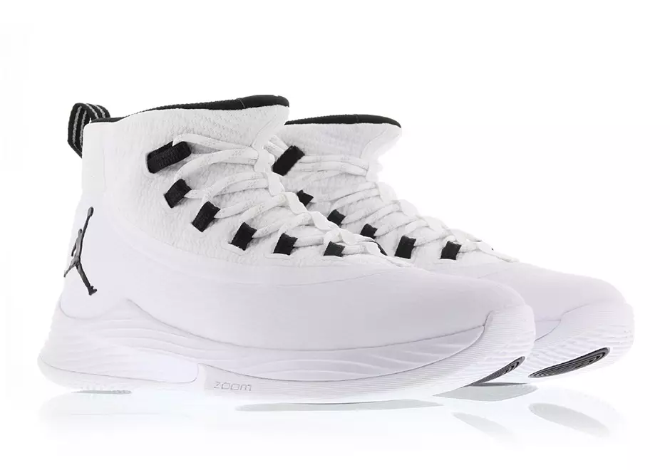 Jordan Ultra Fly 2 Vit Svart 897998-111