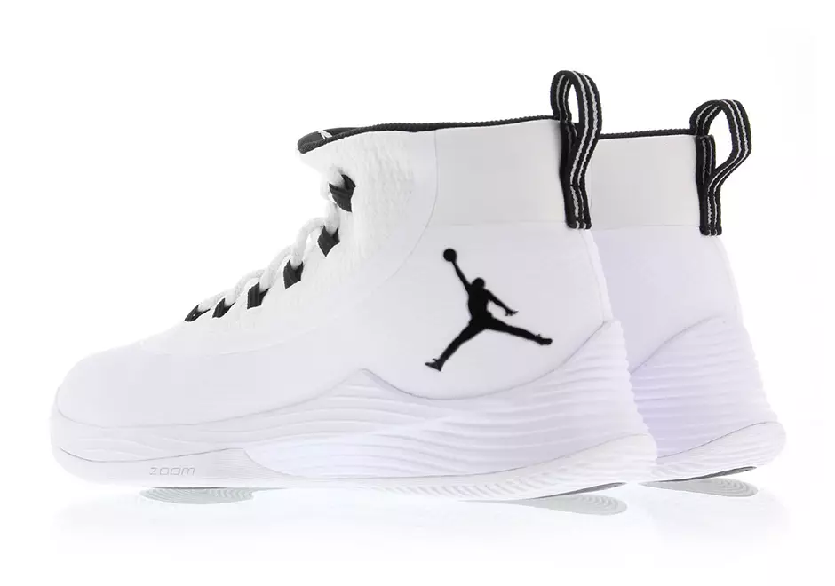 Jordan Ultra Fly 2 לבן שחור 897998-111