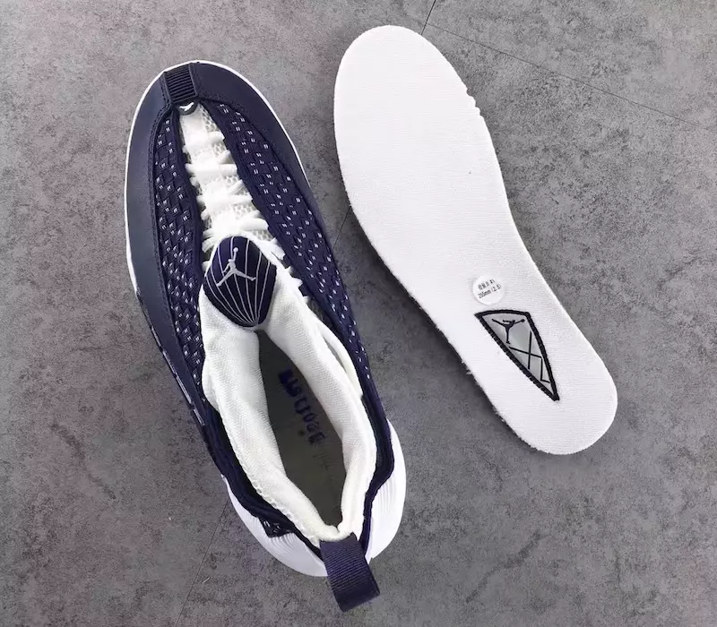 Air Jordan 15 Obsidyen 881429-400