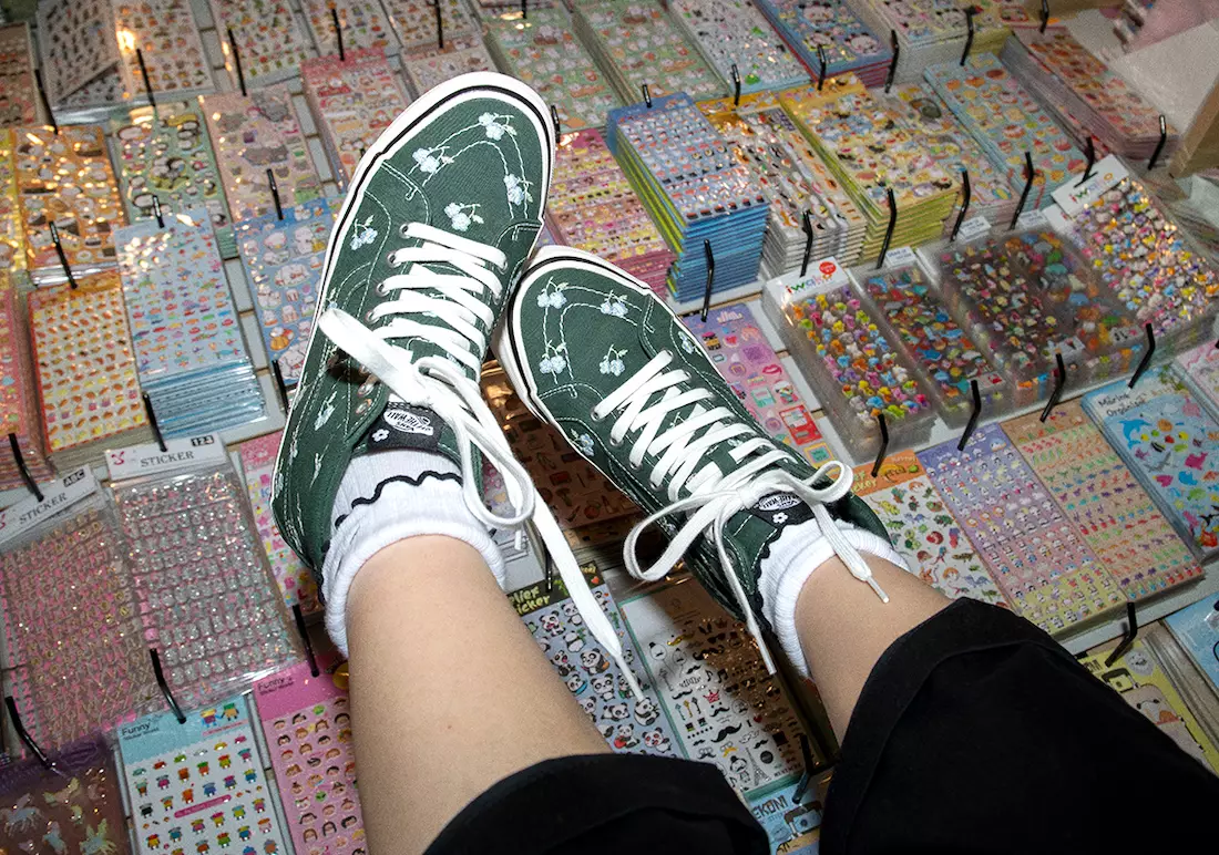 Sandy Liang Vans Collection 2022 Tanggal Rilis