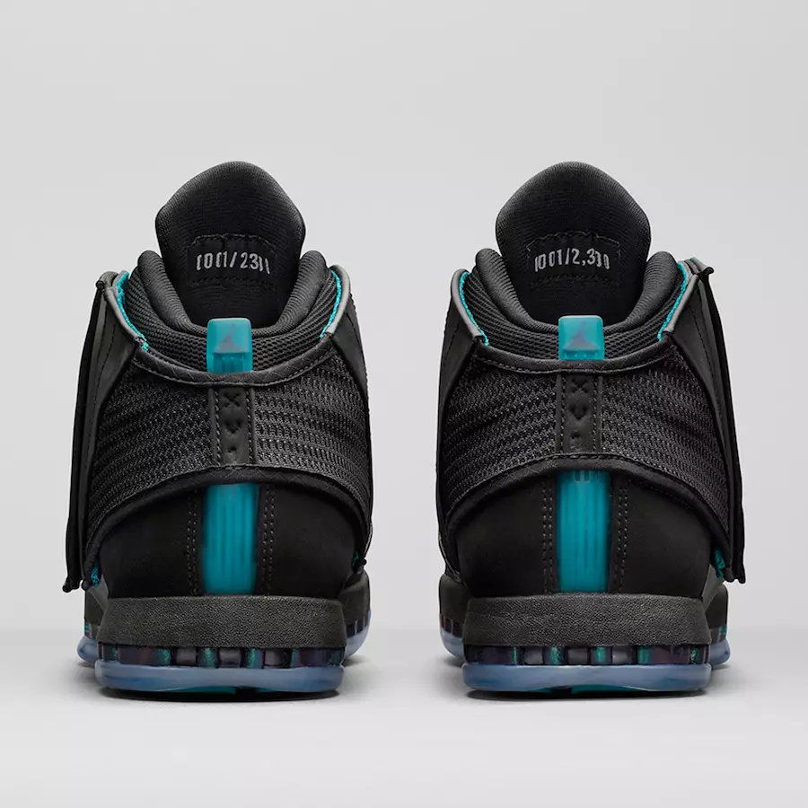 Air Jordan 16-ի գործադիր տնօրեն Hornets AA1253-016