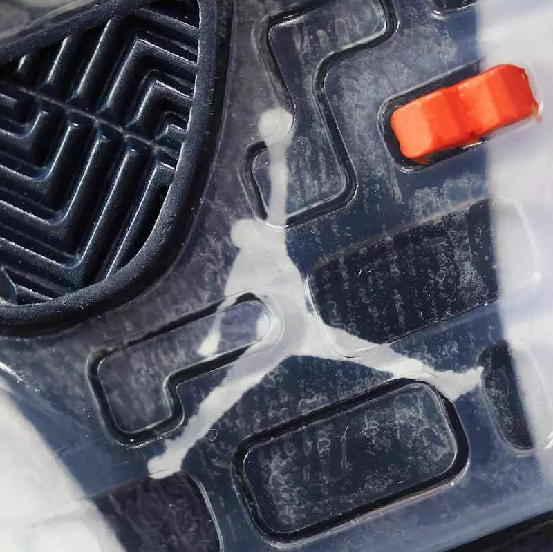 Air Jordan 16 Midnight Navy Release Date Outsole