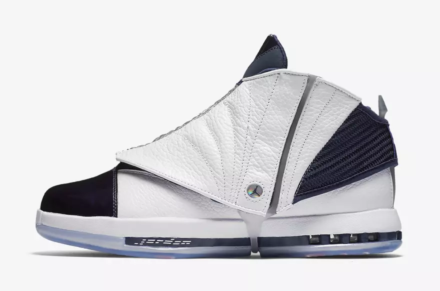 „Air Jordan 16 Midnight Navy Side“.