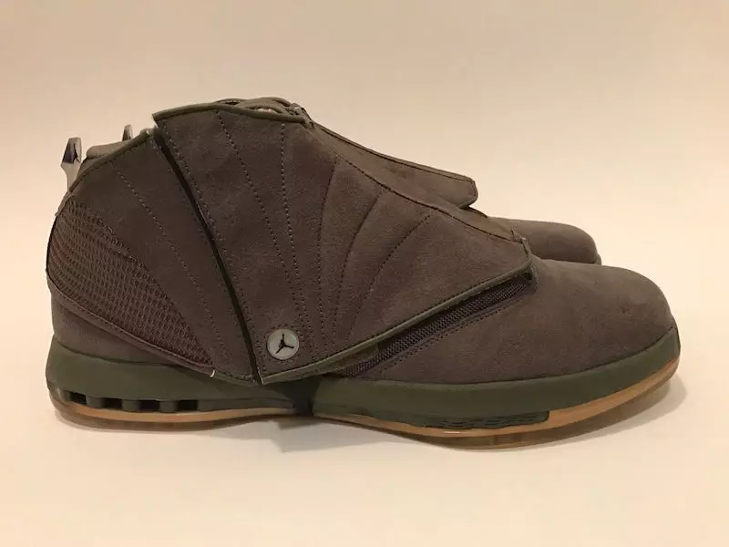 Air Jordan 16 စစ်ပြန်များနေ့ Camo PE