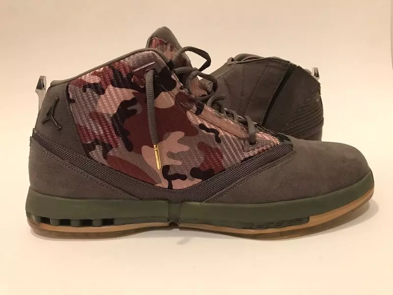 Air Jordan 16 Ngày cựu chiến binh Camo PE