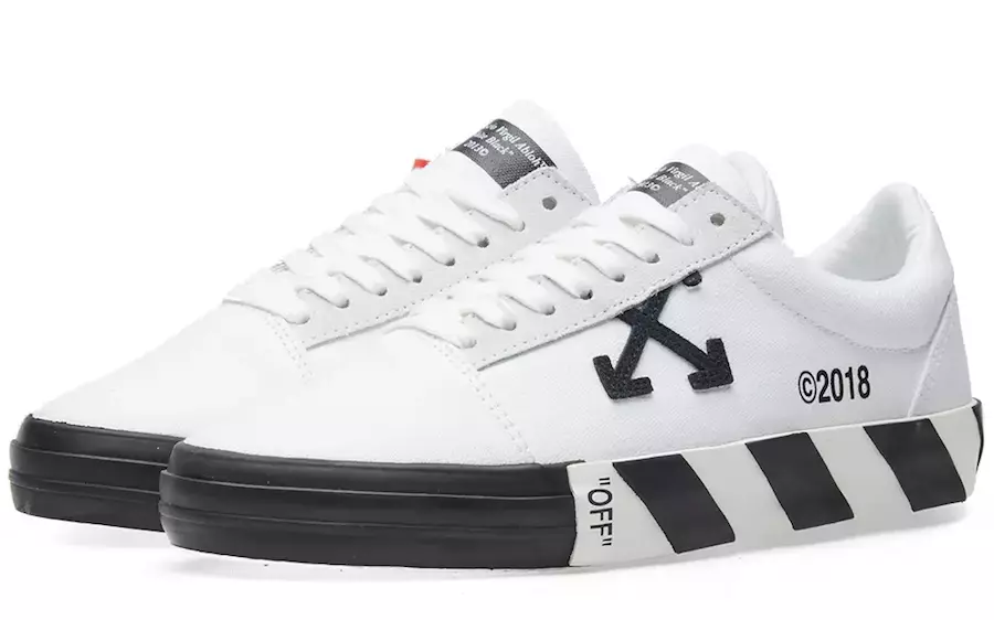 Off-White Low Top Sneaker