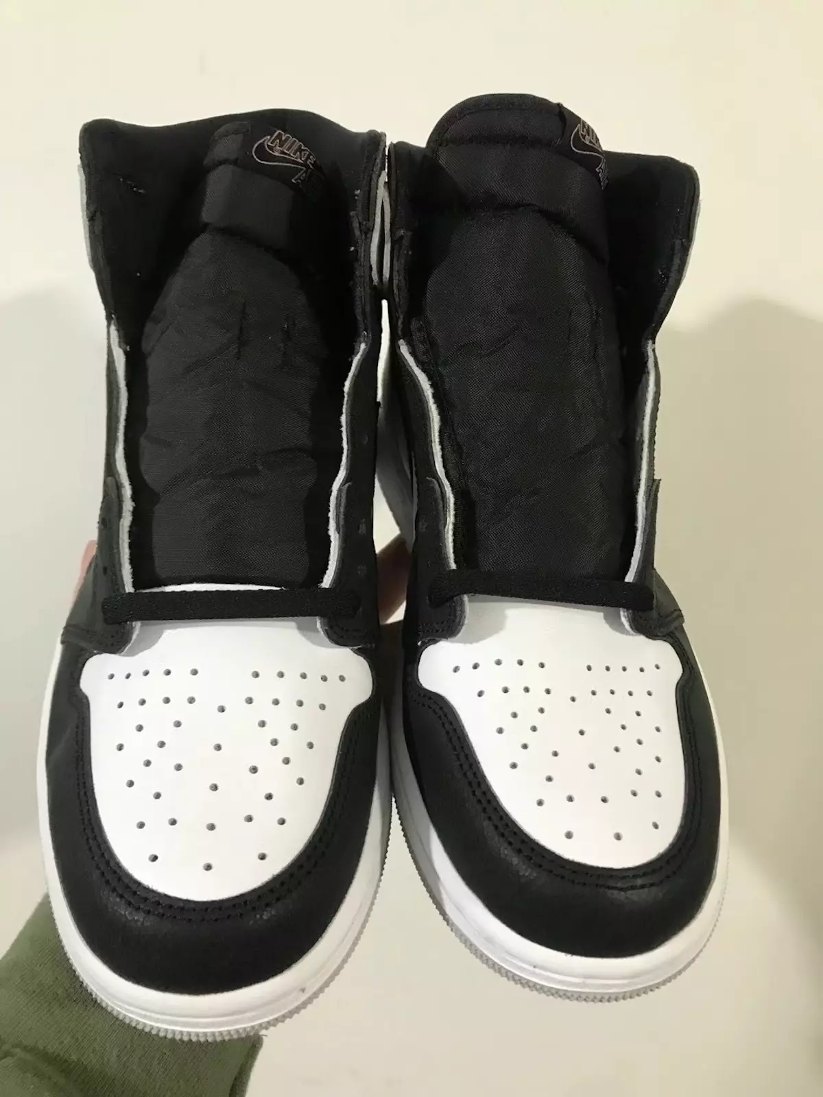 Air Jordan 1 Stage Haze Data ta' Rilaxx 555088-108