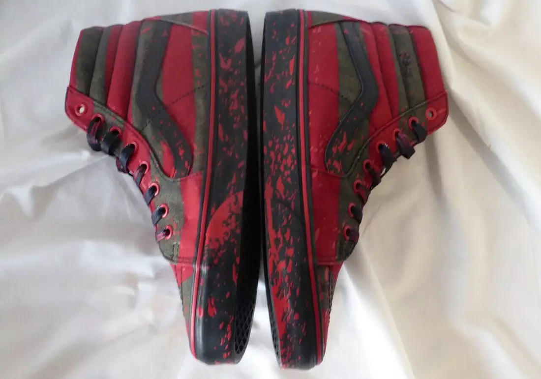 A Nightmare on Elm Street Vans Sk8-Hi Freddy Krueger Tarikh Tayangan