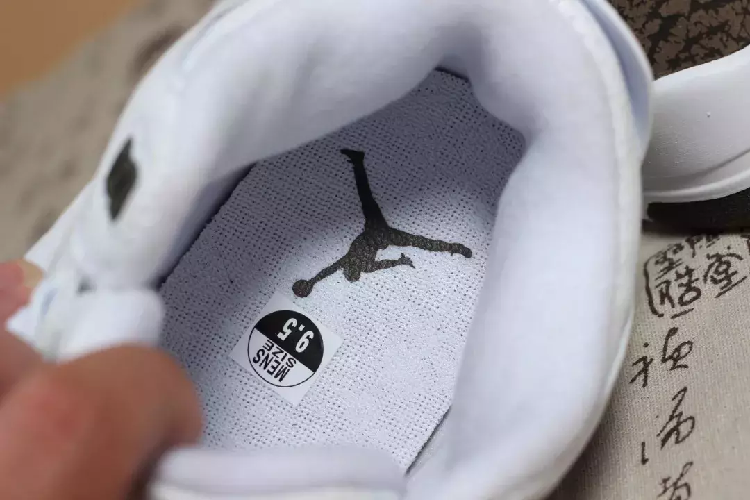 Air Jordan 3 Mocha 2018 Retro 136064-122 გამოშვების თარიღი