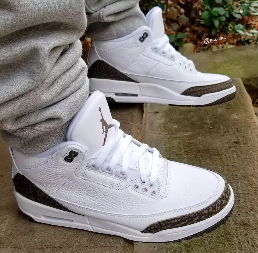 Air Jordan 3 Retro Mocha 2018 шығарылым күні