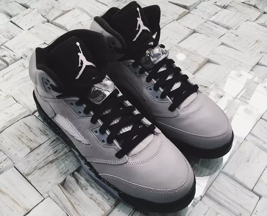 Air Jordan 5 Wolf Grey Black