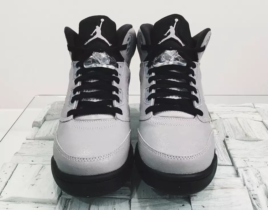 Air Jordan 5 Wolf Серый Черный